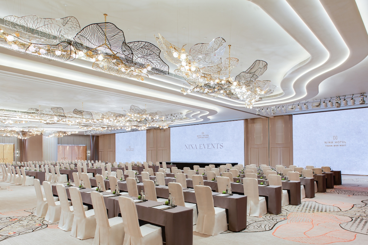 Nina Ballroom can cater for meetings up to 1,600 persons, perfect meeting venue for large conferences and regional or international exhibitions.
